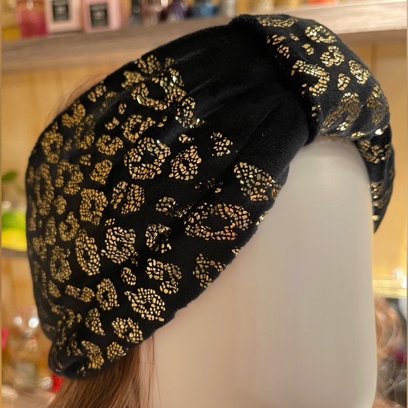 (Bundle 3 items) $5 Headband golden print head hoop stretchy. - Picture 4 of 4